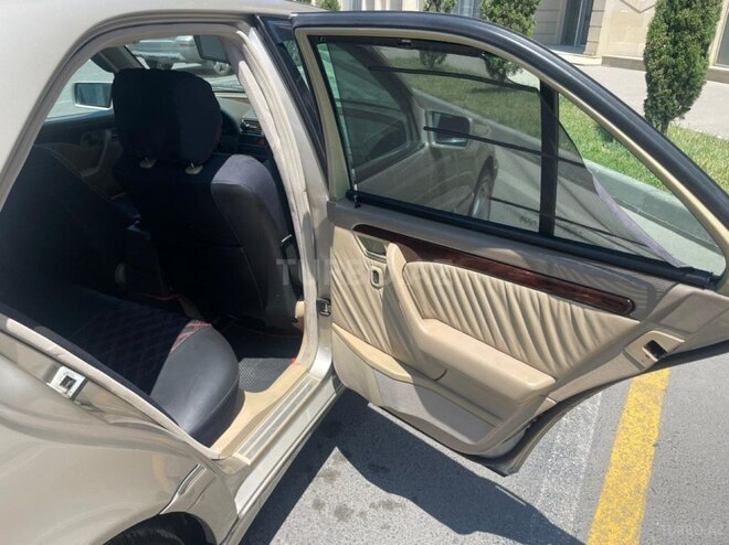 Mercedes C 230 1998, 285,000 km - 2.3 l - Bakı
