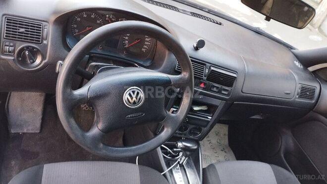 Volkswagen Bora 2003, 240,000 km - 1.6 l - Bakı