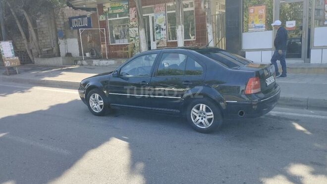 Volkswagen Bora 2003, 240,000 km - 1.6 l - Bakı