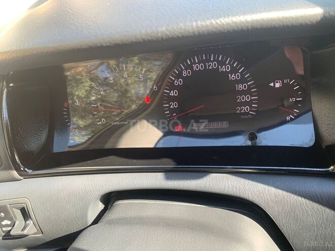 Toyota Corolla 2005, 270,000 km - 1.3 l - Bakı