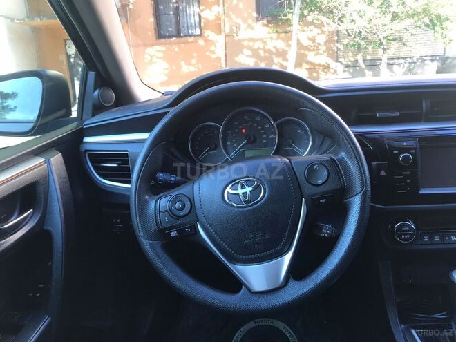 Toyota Corolla 2014, 129,000 km - 1.8 l - Bakı