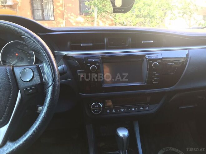 Toyota Corolla 2014, 129,000 km - 1.8 l - Bakı