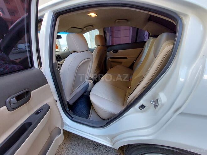 Hyundai Accent 2010, 231,000 km - 1.4 l - Bakı