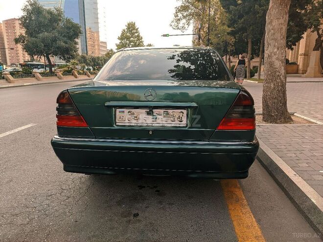 Mercedes C 220 1999, 350,000 km - 2.2 л - Bakı