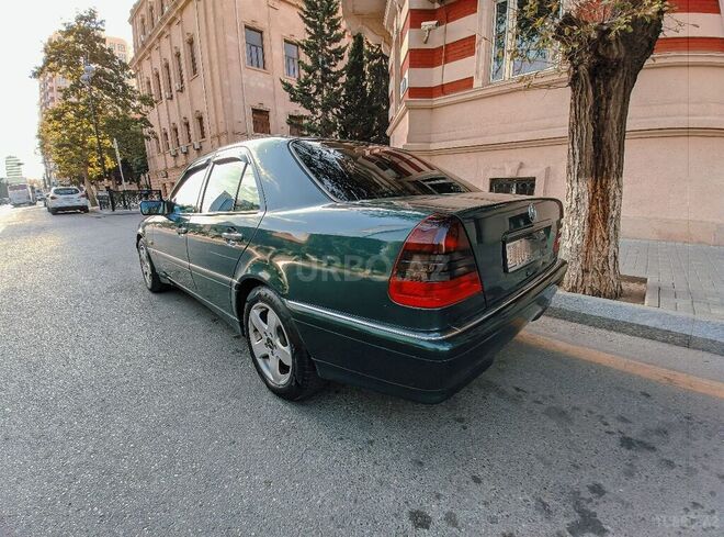 Mercedes C 220 1999, 350,000 km - 2.2 л - Bakı