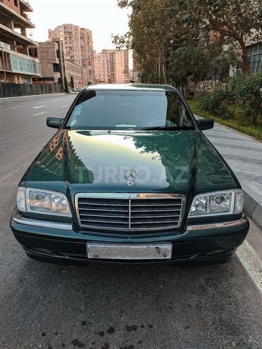 Mercedes C 220 1999, 350,000 km - 2.2 л - Bakı