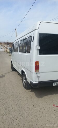 Mercedes 208 D 1994, 460,755 km - 2.0 л - Şirvan