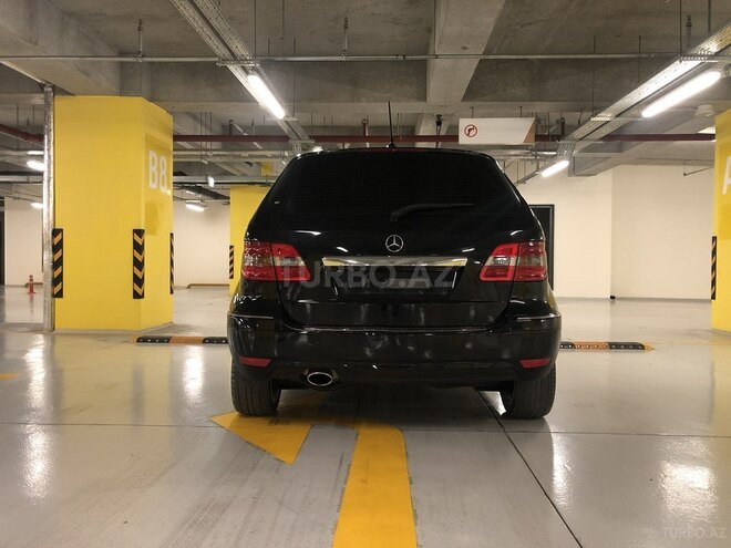 Mercedes B 180 2008, 120,700 km - 1.7 l - Gəncə