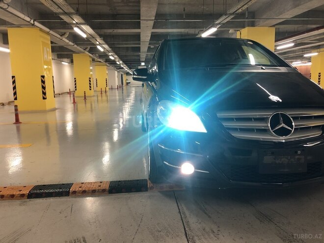 Mercedes B 180 2008, 120,700 km - 1.7 l - Gəncə