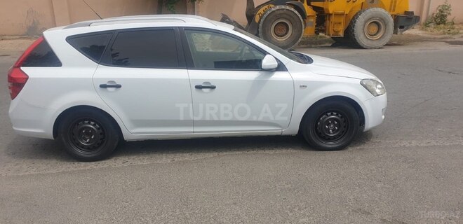 Kia Ceed 2008, 260,000 km - 1.6 l - Bakı