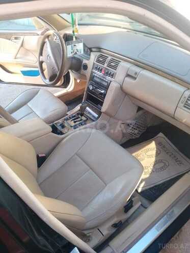 Mercedes E 240 1999, 390,002 km - 2.4 l - Bakı