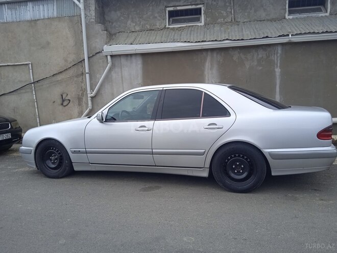 Mercedes E 220 1999, 475,000 km - 2.2 л - Bakı