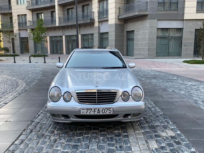 Mercedes E 240 2000, 230,000 km - 2.4 l - Bakı