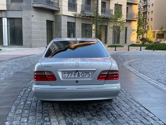 Mercedes E 240 2000, 230,000 km - 2.4 l - Bakı