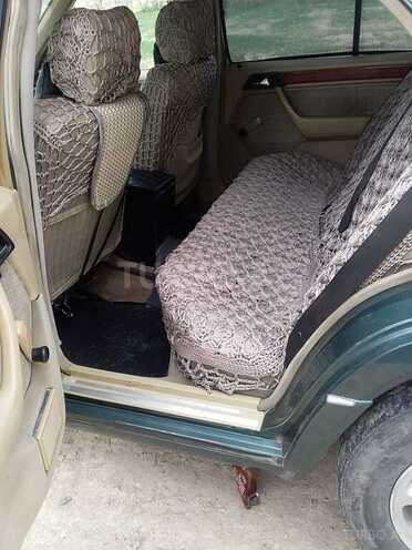 Mercedes E 200 1992, 300,000 km - 2.0 l - Bakı