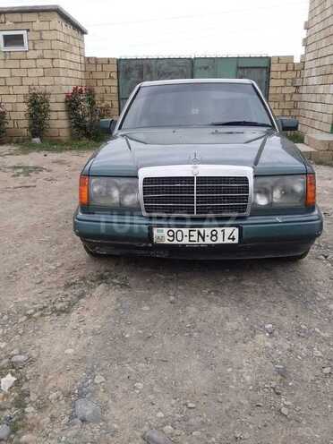Mercedes E 200 1992, 300,000 km - 2.0 l - Bakı