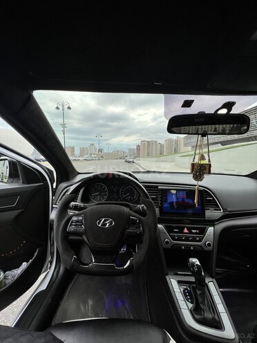 Hyundai Elantra 2017, 128,000 km - 1.6 l - Bakı