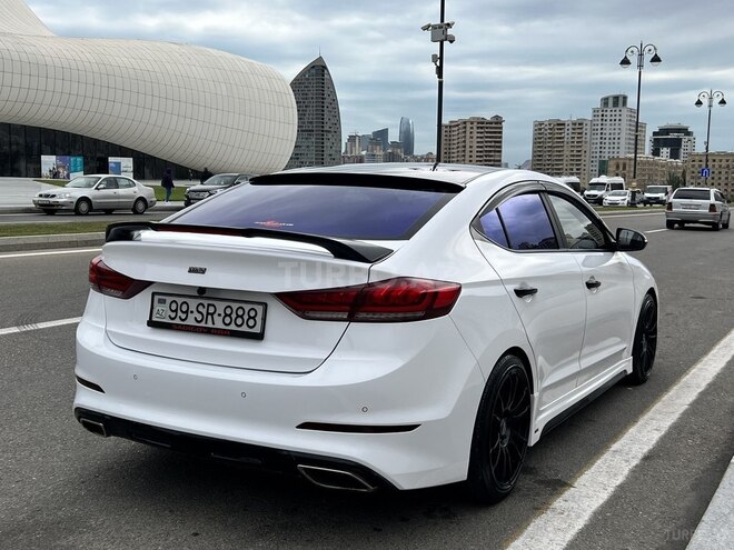 Hyundai Elantra 2017, 128,000 km - 1.6 l - Bakı