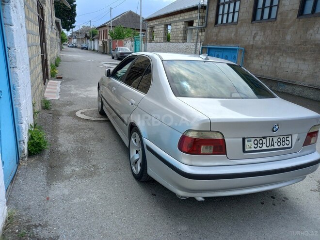 BMW 528 1998, 157,000 km - 2.8 l - Bakı