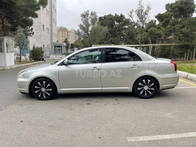 Toyota Avensis 2004, 330,000 km - 1.8 л - Bakı