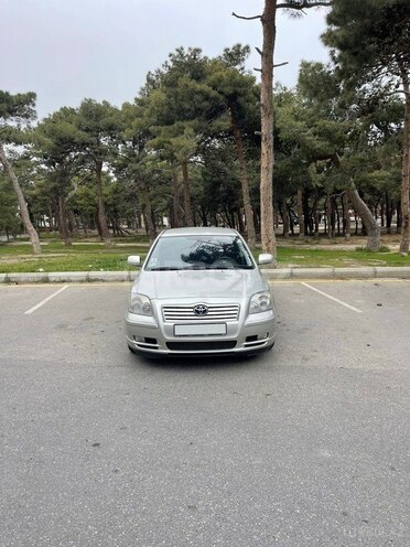 Toyota Avensis 2004, 330,000 km - 1.8 л - Bakı