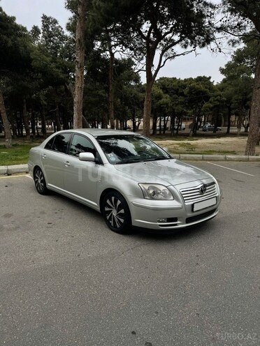 Toyota Avensis 2004, 330,000 km - 1.8 л - Bakı