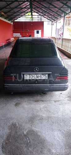 Mercedes E 220 1993, 519,000 km - 2.2 л - Bakı
