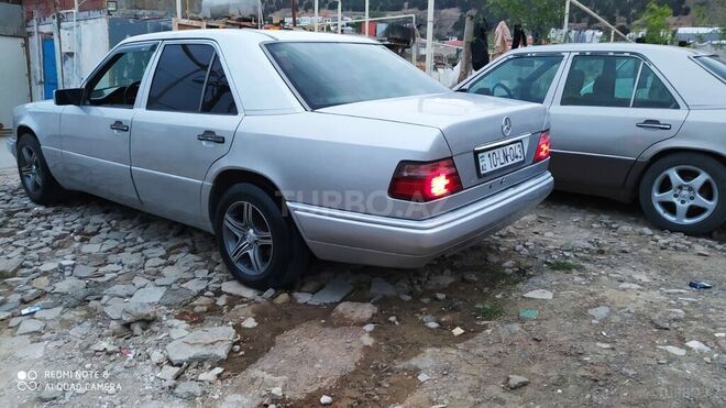 Mercedes E 200 1994, 100,000 km - 2.0 л - Bakı