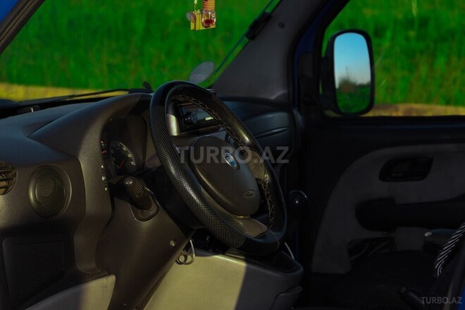 Fiat Doblo 2006, 400,000 km - 1.3 л - İmişli