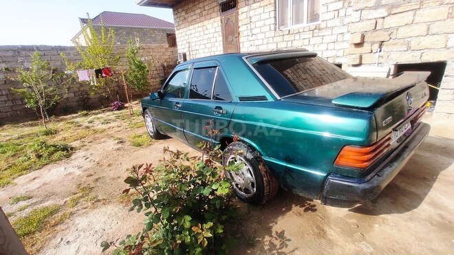 Mercedes 190 1993, 233,333 km - 2.3 l - Bakı