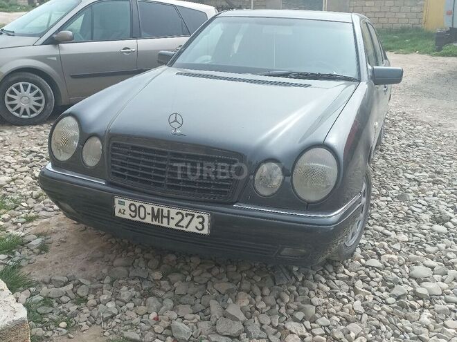 Mercedes E 230 1997, 273,000 km - 2.3 l - Bakı