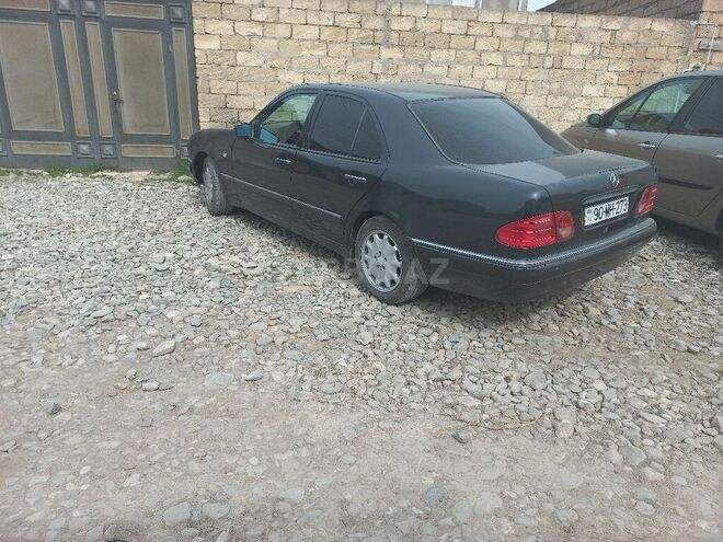 Mercedes E 230 1997, 273,000 km - 2.3 l - Bakı