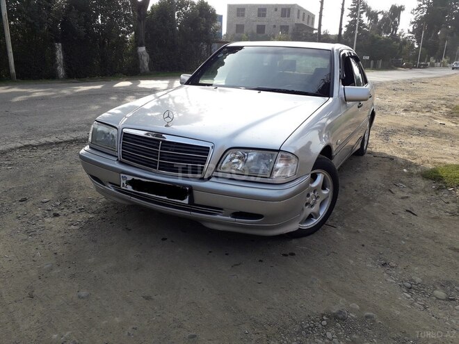 Mercedes C 240 1999, 200,000 km - 2.4 l - Lənkəran