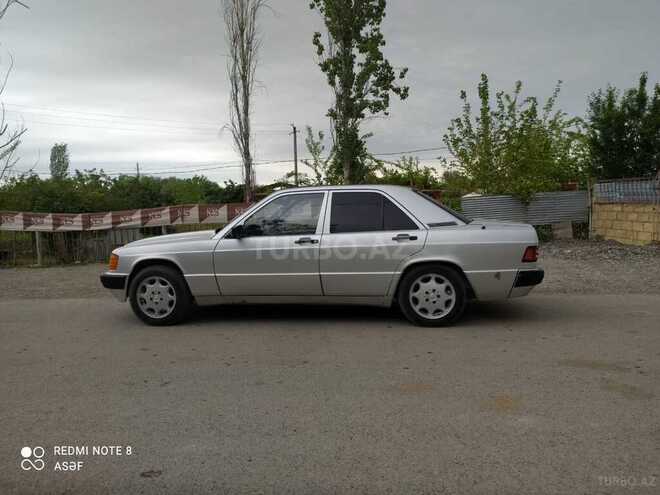 Mercedes 190 1991, 260,571 km - 2.0 л - Beyləqan