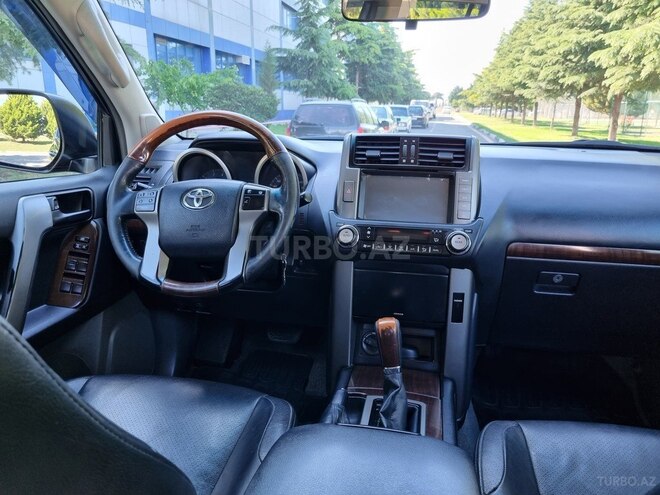 Toyota Prado 2011, 320,000 km - 2.7 л - Şəmkir