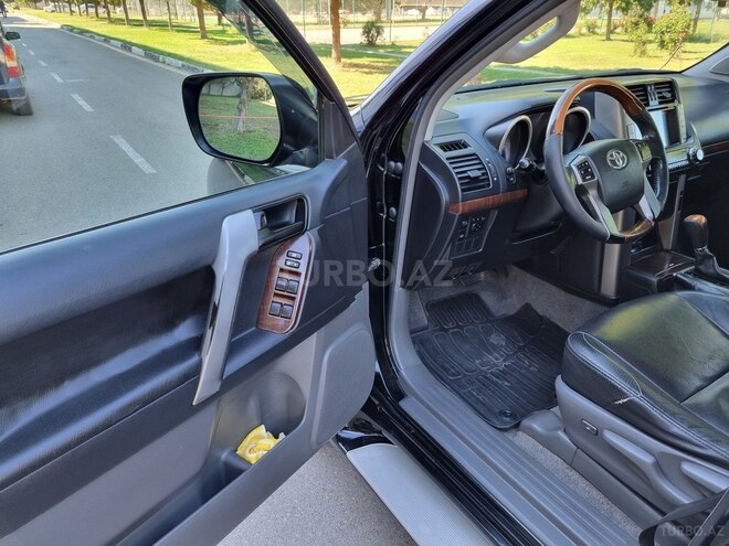 Toyota Prado 2011, 320,000 km - 2.7 л - Şəmkir