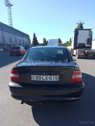 Opel Vectra 1996, 305,000 km - 1.8 l - Masallı