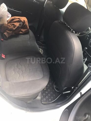 Hyundai i20 2011, 243,500 km - 1.4 l - Bakı