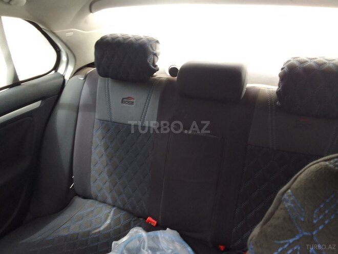 Volkswagen Jetta 2010, 198,500 km - 1.6 l - Bakı