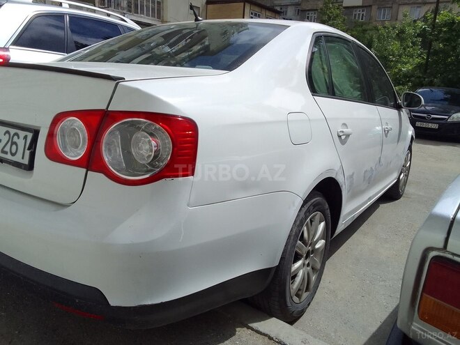 Volkswagen Jetta 2010, 198,500 km - 1.6 l - Bakı