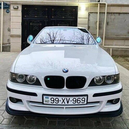 BMW 525 2001, 211,000 km - 2.5 l - Masallı