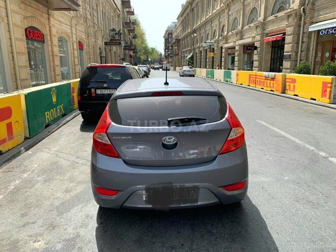 Hyundai Accent 2013, 204,387 km - 1.6 l - Bakı