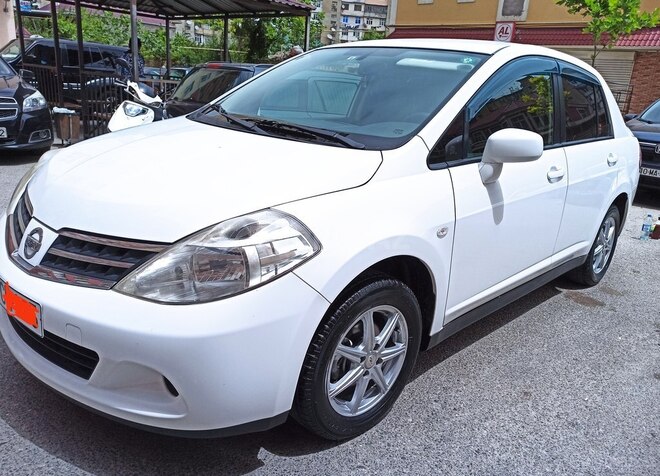 Nissan Tiida 2013, 108,584 km - 1.5 l - Bakı