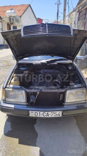 Mercedes E 200 1990, 378,872 km - 2.0 l - Bakı