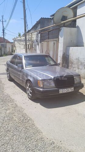 Mercedes E 200 1990, 378,872 km - 2.0 l - Bakı