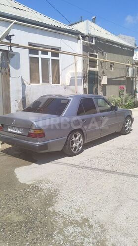 Mercedes E 200 1990, 378,872 km - 2.0 l - Bakı