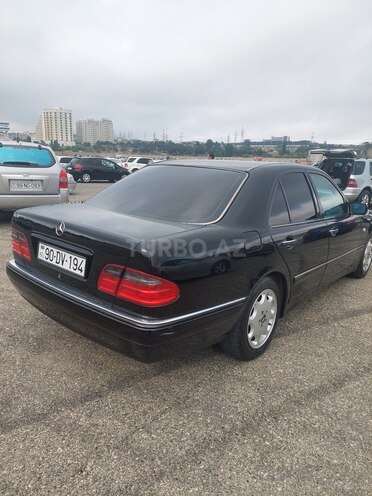 Mercedes E 230 1996, 305,428 km - 2.3 l - Bakı