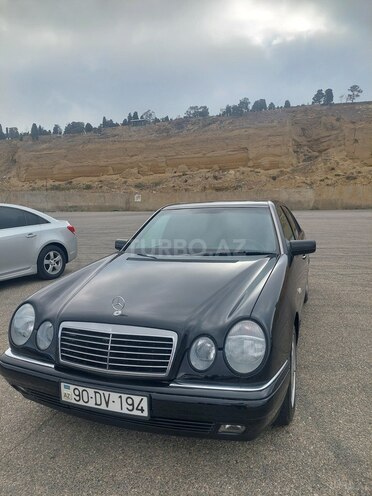 Mercedes E 230 1996, 305,428 km - 2.3 l - Bakı
