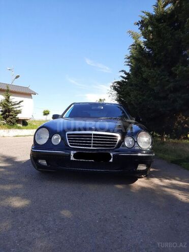 Mercedes E 270 1999, 371,000 km - 2.7 l - Astara