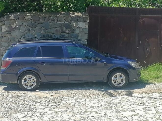 Opel Astra 2004, 547,805 km - 1.7 l - Şəki